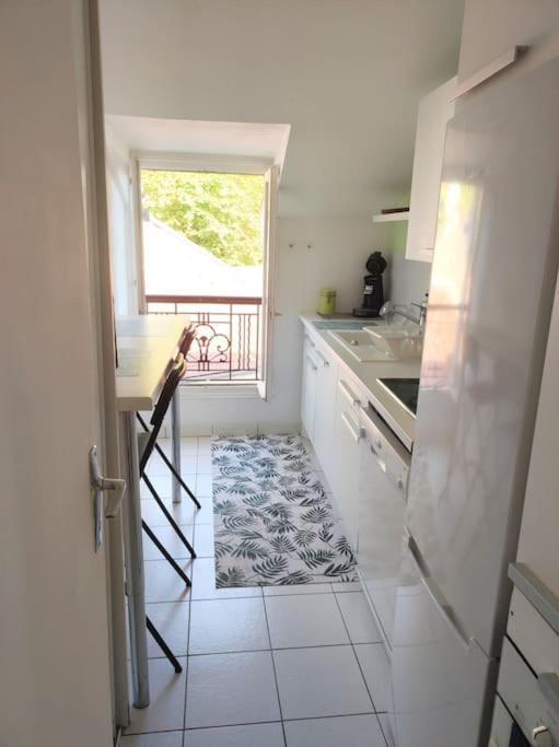 Charme Appartement Entier Pres Paris La Defense Nanterre Suresnes Exterior photo